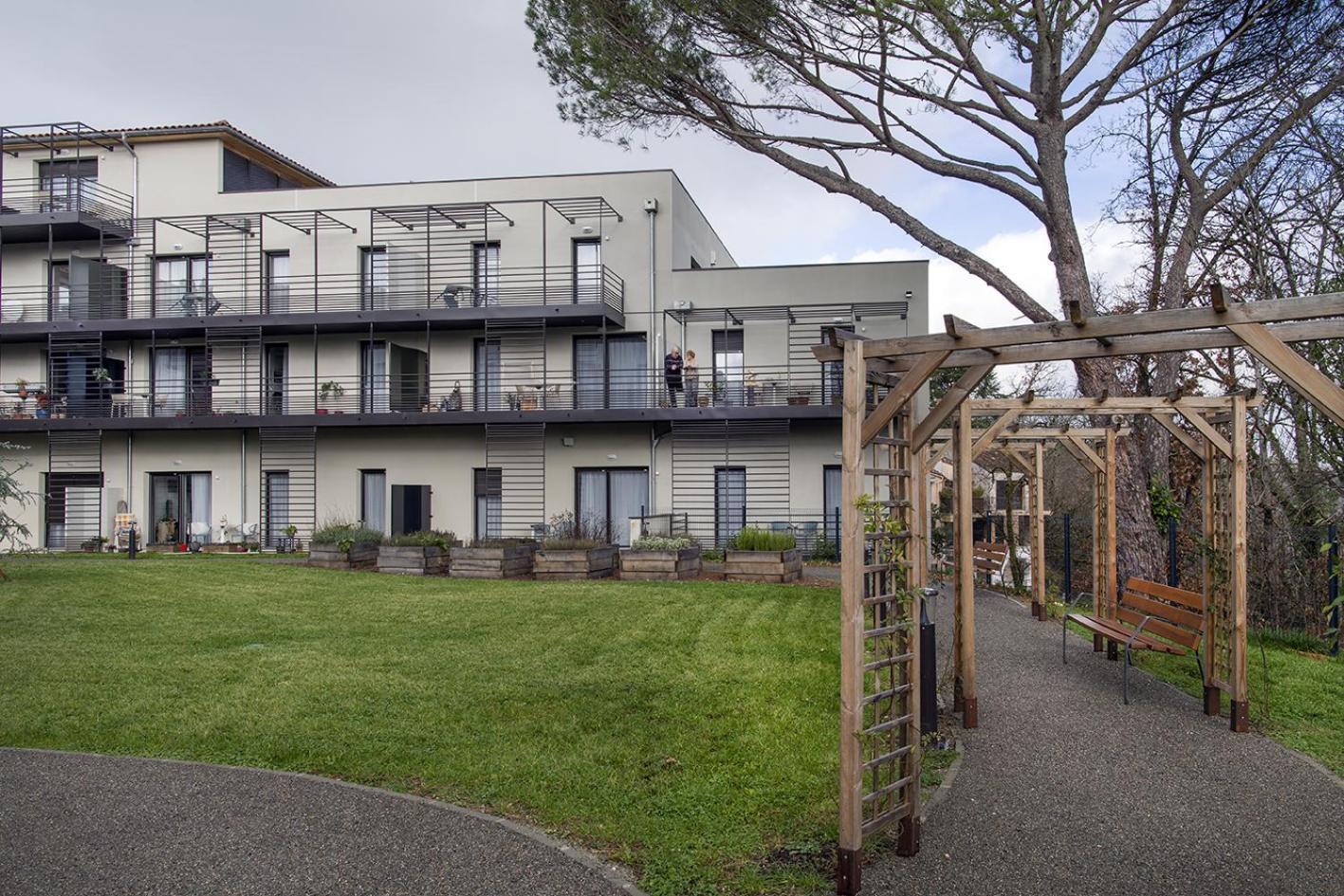 Aparthotel Domitys L'amarante Cahors