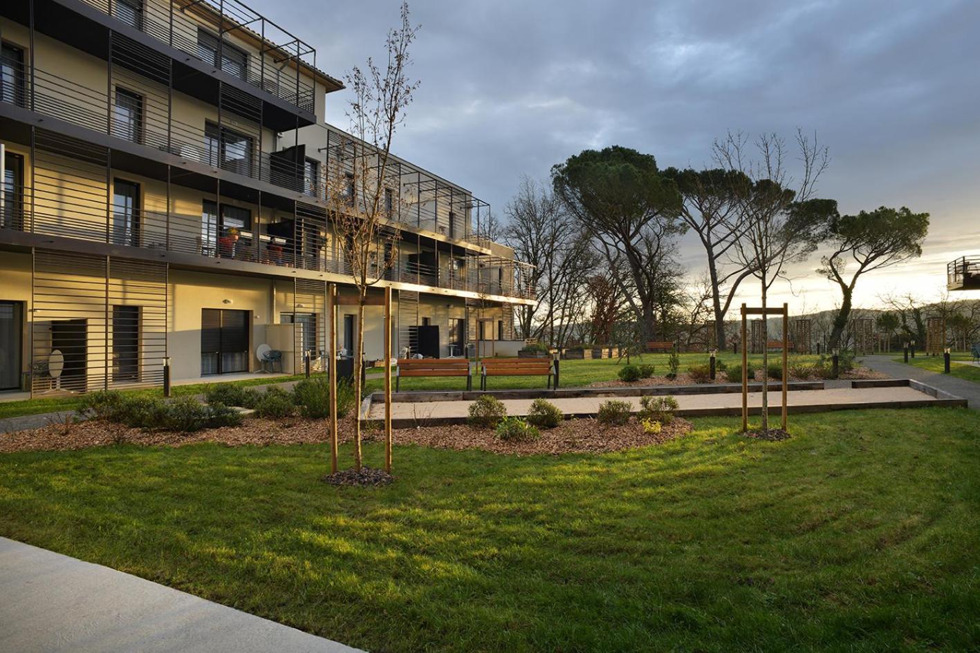 Aparthotel Domitys L'amarante Cahors